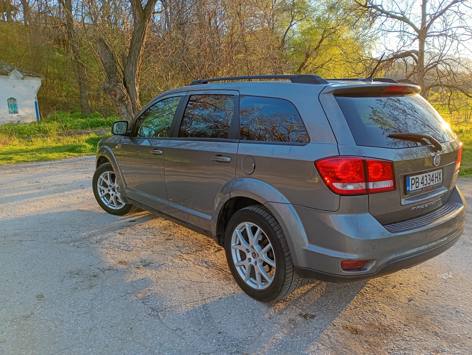 Fiat Freemont 2.0JTD 170кс, снимка 4 - Автомобили и джипове - 54115335