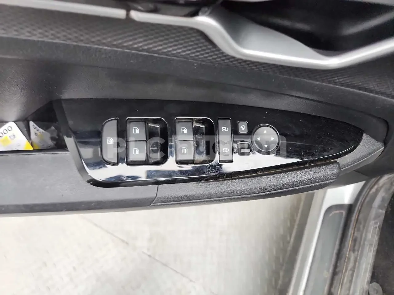 Kia Sportage, снимка 11 - Автомобили и джипове - 54159955