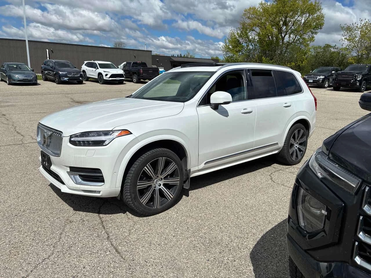 Volvo Xc90   Ultimate Bright Theme , снимка 2 - Автомобили и джипове - 54608717