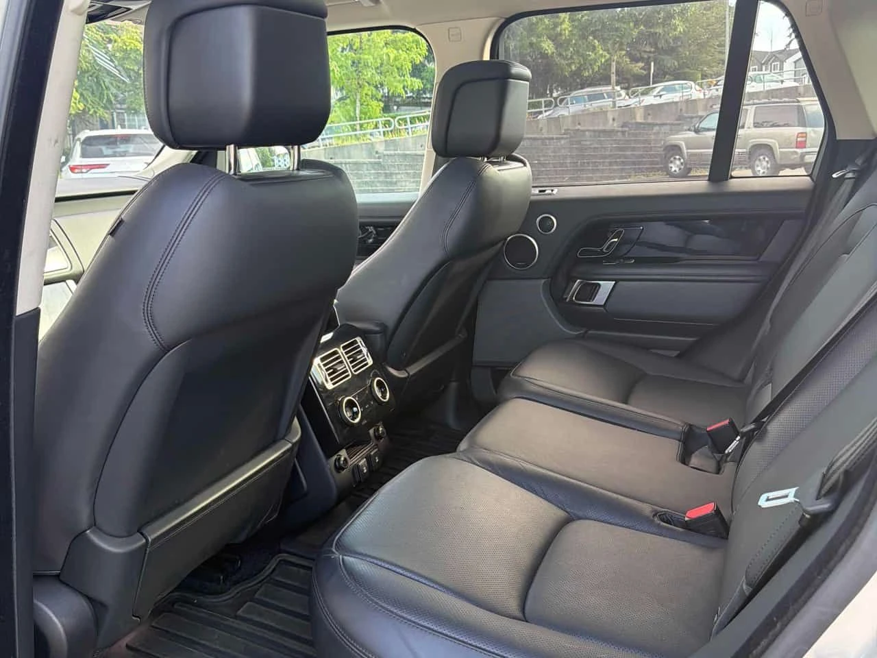Land Rover Range rover * HSE * АВТОКРЕДИТ БЕЗ ПЪРВОНАЧАЛНА ВНОСКА* , снимка 11 - Автомобили и джипове - 54807238