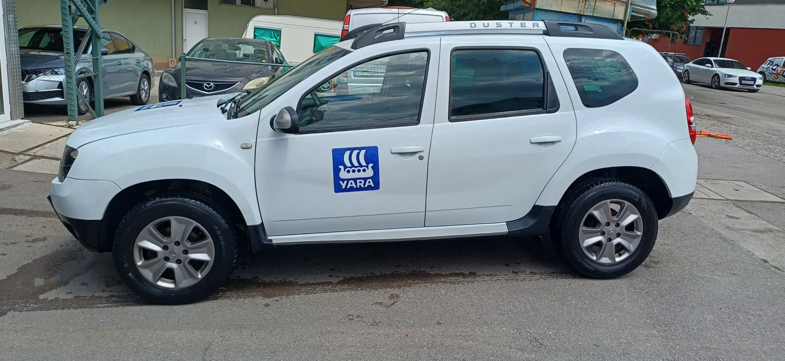 Dacia Duster 1.5 DCi, снимка 4 - Автомобили и джипове - 55949687