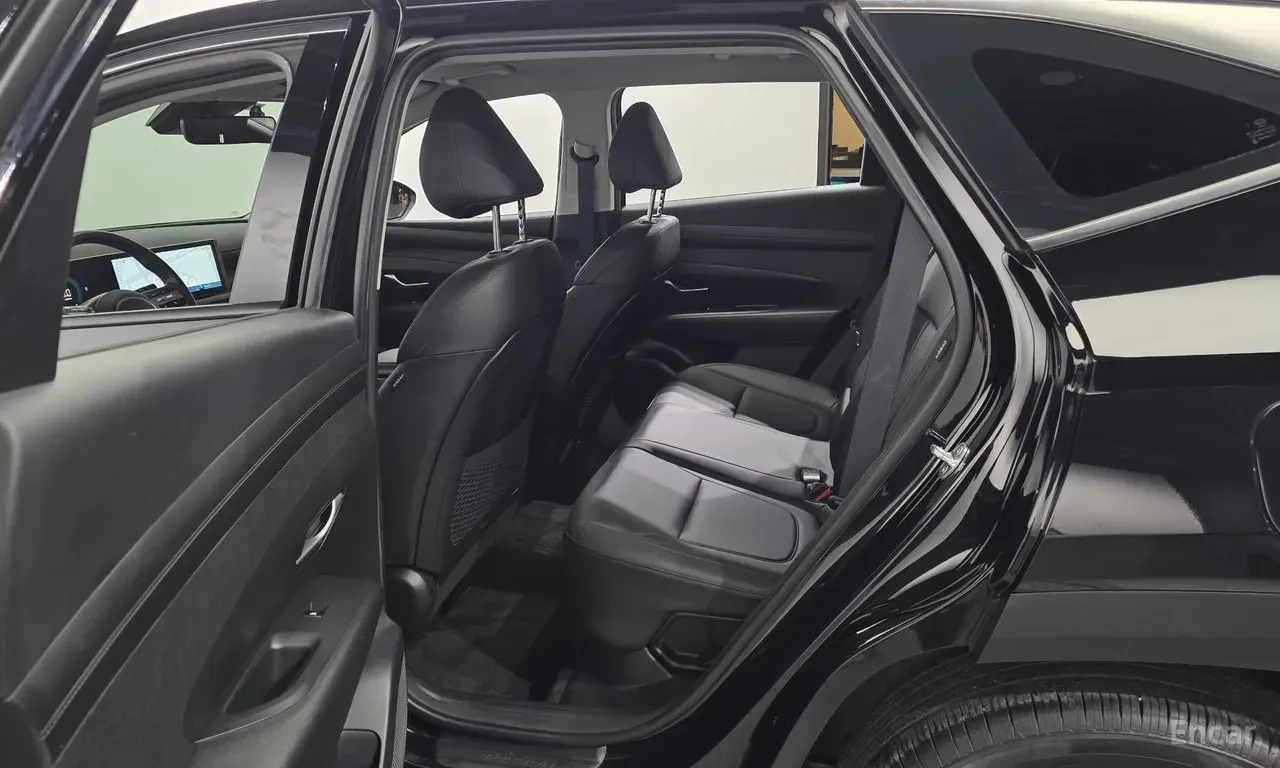 Hyundai Tucson ДИСТРОНИК* LANE* ASSIST* ПОДГРЕВ* КАМЕРА* , снимка 11 - Автомобили и джипове - 56182037