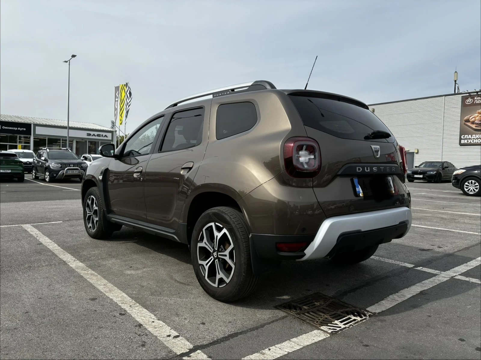 Dacia Duster 1.5 dCi (110 к.с.) 4x4 Prestige, снимка 3 - Автомобили и джипове - 56312966