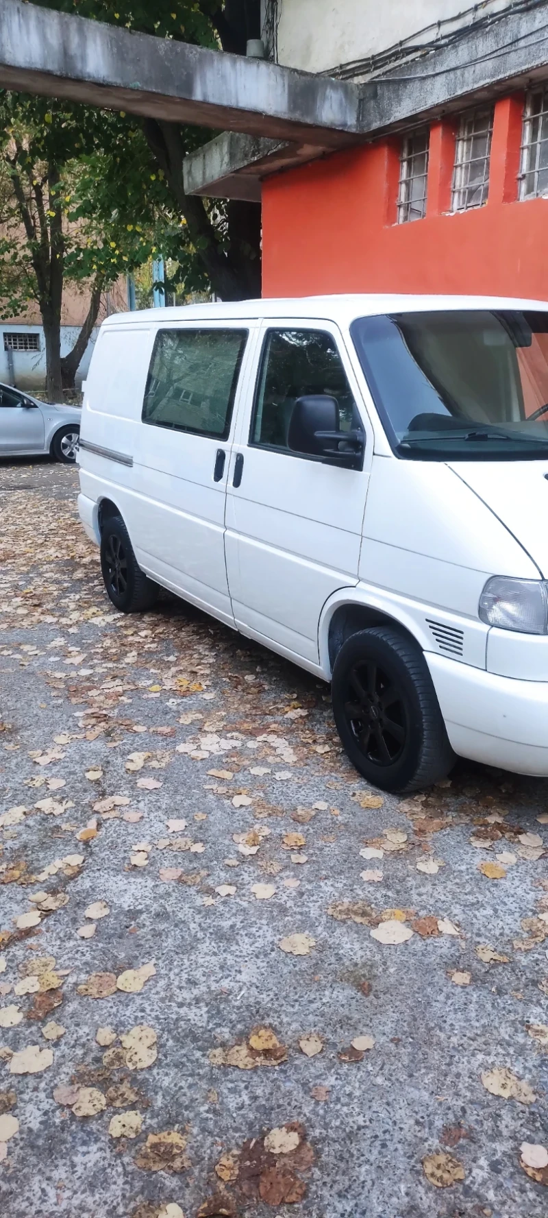 VW T4 2, 5 TDI, снимка 1 - Бусове и автобуси - 47983714