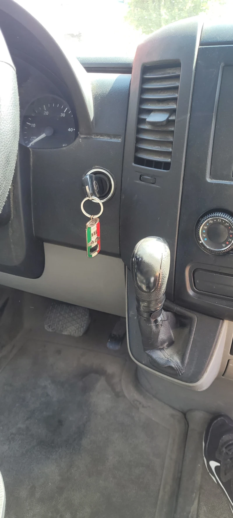 Mercedes-Benz Sprinter 313, снимка 9 - Бусове и автобуси - 52312362