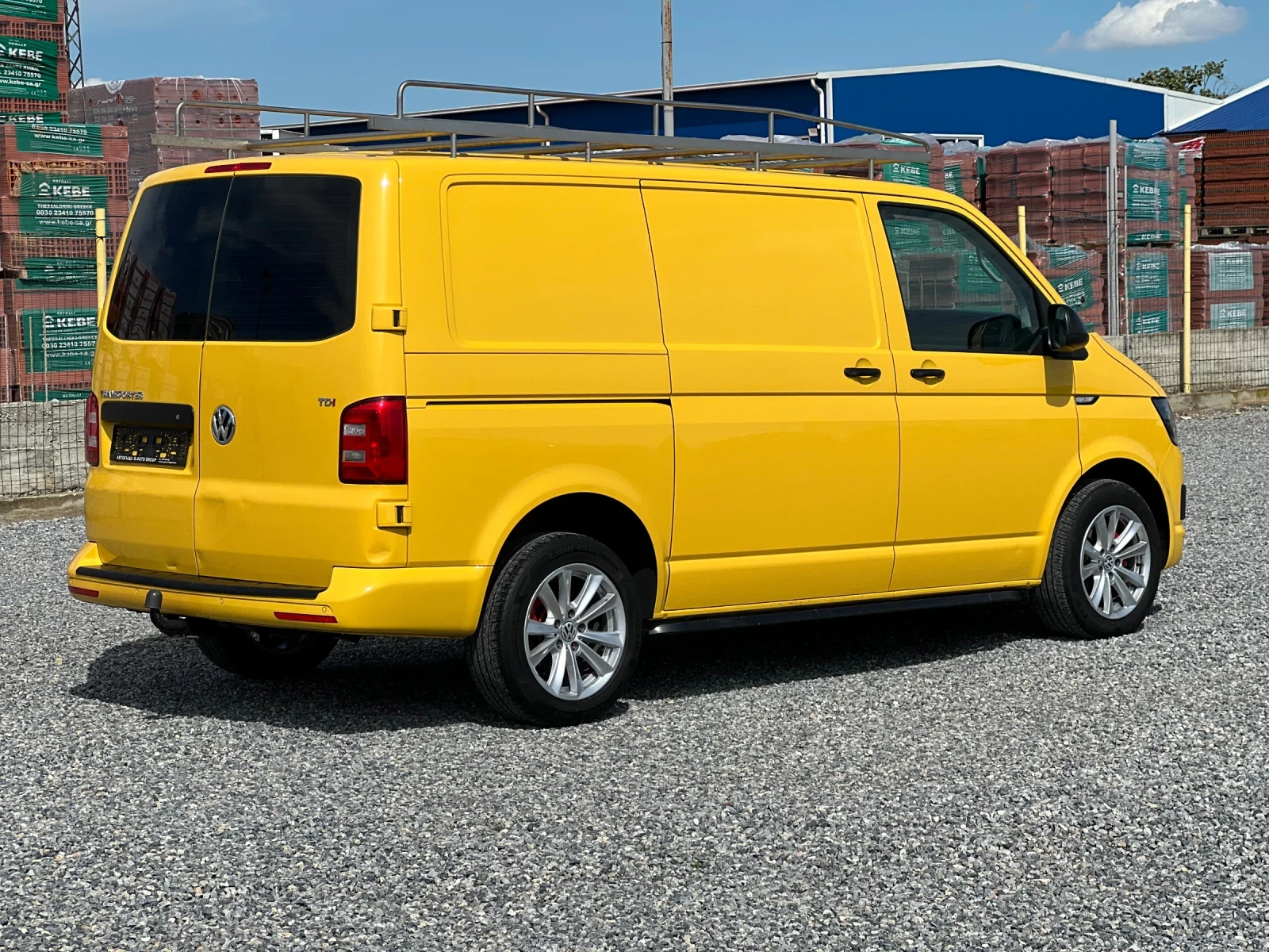 VW Transporter Bumblebee automatic, снимка 5 - Бусове и автобуси - 55267073