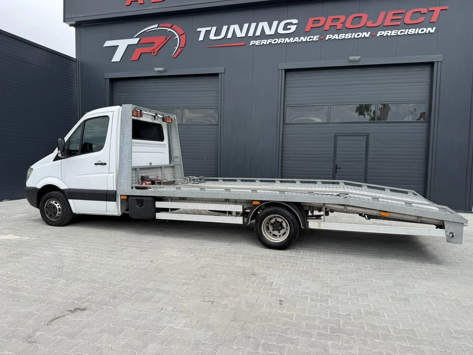 Mercedes-Benz Sprinter 516, снимка 15 - Бусове и автобуси - 56584366