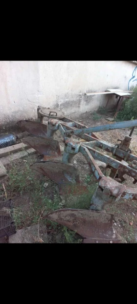 Плуг Друга марка Плуг 4х25 + 50 бр. Лимежи! , снимка 1