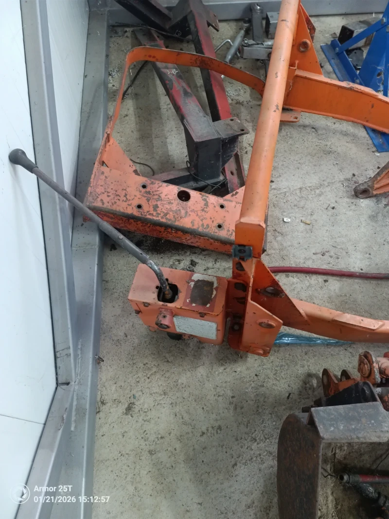 Челен товарач Komatsu, снимка 3 - Индустриална техника - 53212939