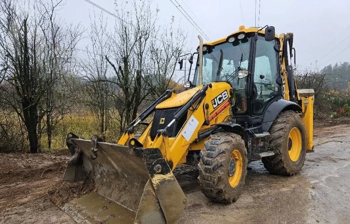 Багер JCB 3CX