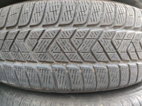 Гуми Зимни 215/65R17, снимка 3 - Гуми и джанти - 48893100