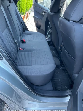 Toyota Auris 1.2 BENZIN, снимка 10