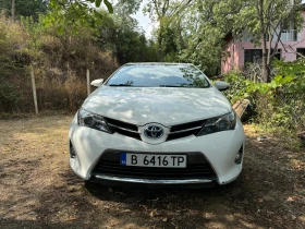 Toyota Auris, снимка 2