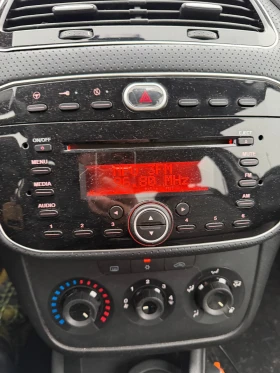 Fiat Punto EVO 1.4 EURO 5 - 2500 € / 4889.57 лв. - 86990844 12