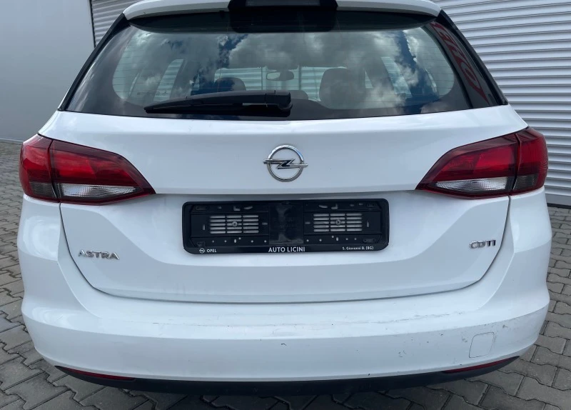 Opel Astra 1, 6cdti, 110k.c., 6b, мулти, старт/стоп, темпомат, снимка 7 - Автомобили и джипове - 40443872