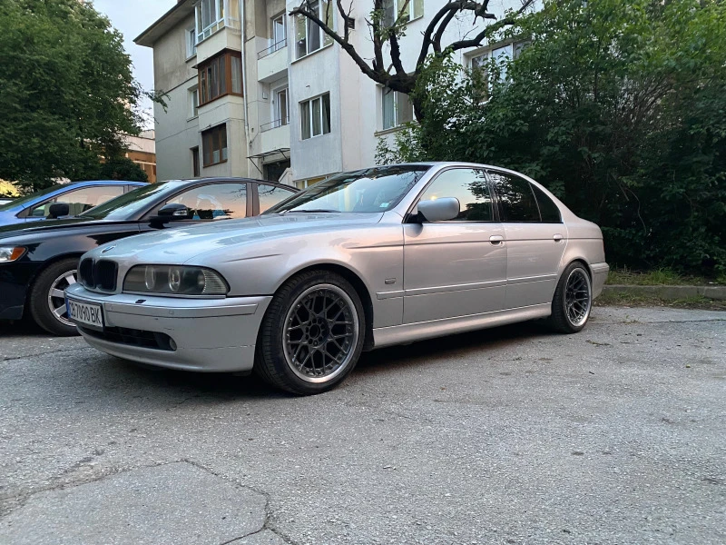 BMW 540, снимка 1 - Автомобили и джипове - 46603671