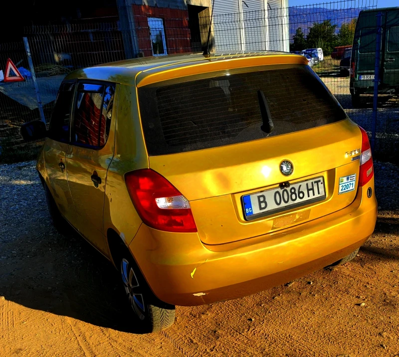 Skoda Fabia, снимка 3 - Автомобили и джипове - 47380261