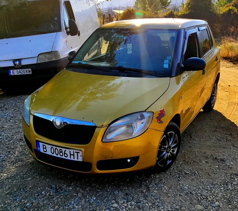 Skoda Fabia, снимка 1 - Автомобили и джипове - 47380261