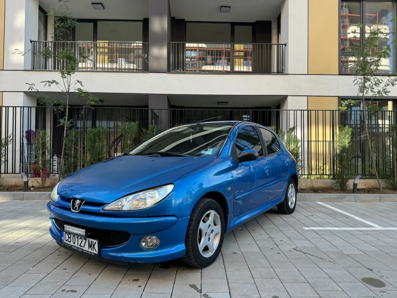 Peugeot 206 1.4 16V 90к.с., снимка 1 - Автомобили и джипове - 48181069