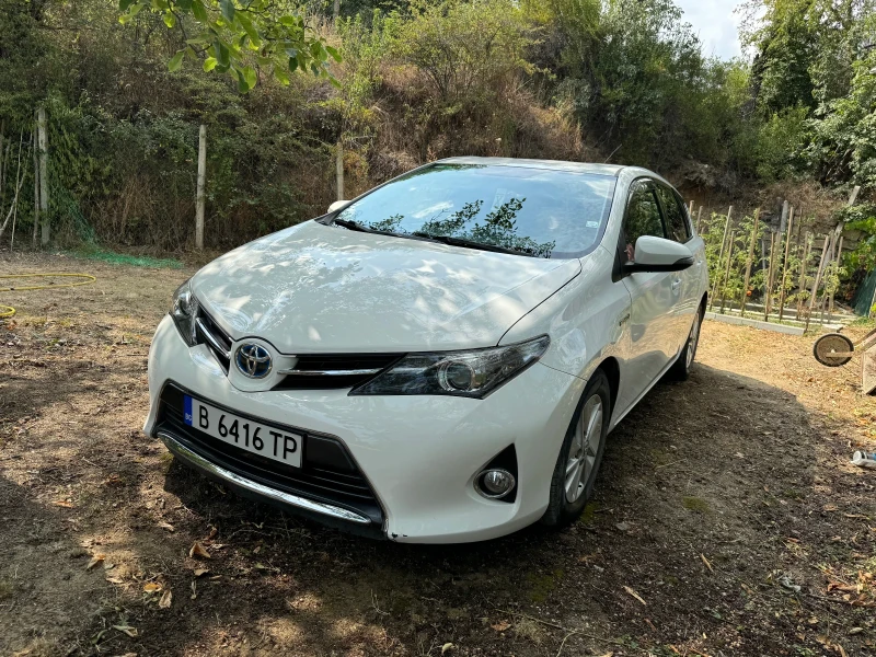 Toyota Auris, снимка 1 - Автомобили и джипове - 48465903