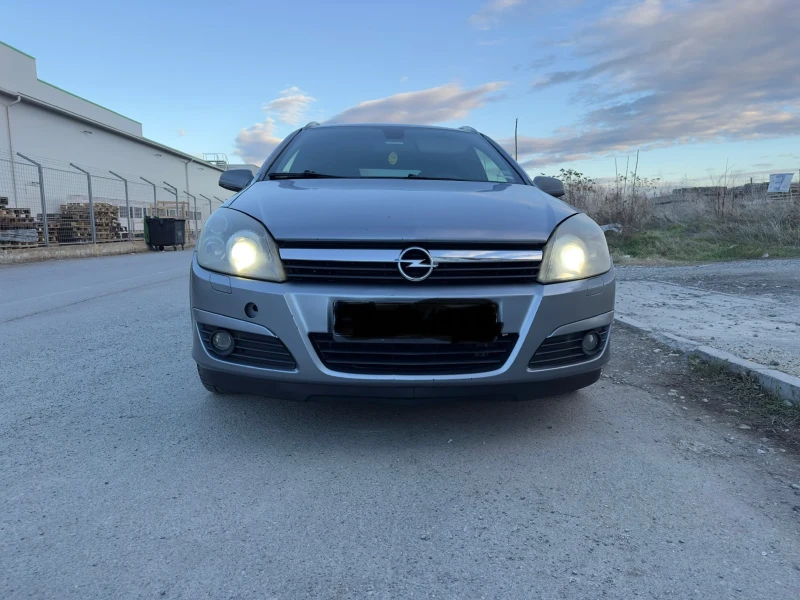 Opel Astra, снимка 3 - Автомобили и джипове - 48549305