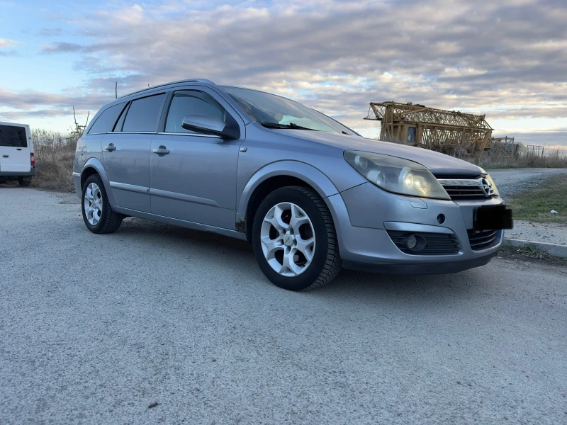 Opel Astra, снимка 1 - Автомобили и джипове - 48549305