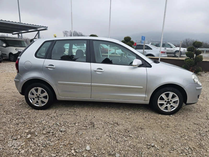 VW Polo 1.2 КЛИМАТИК РЕАЛНИ КИЛОМЕТРИ, снимка 6 - Автомобили и джипове - 49345367