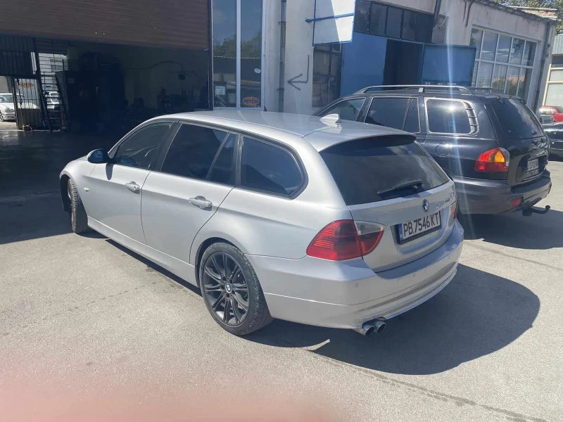 BMW 320, снимка 8 - Автомобили и джипове - 49534451