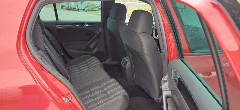 VW Golf 2.0 GTD, снимка 9 - Автомобили и джипове - 51750344