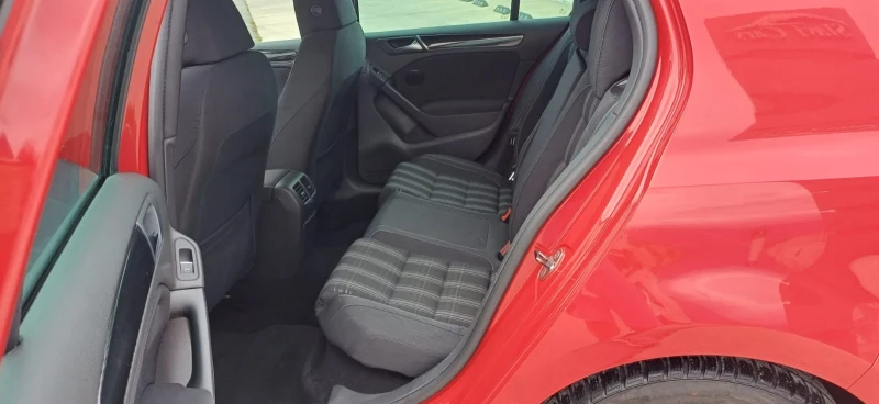 VW Golf 2.0 GTD, снимка 6 - Автомобили и джипове - 51750344