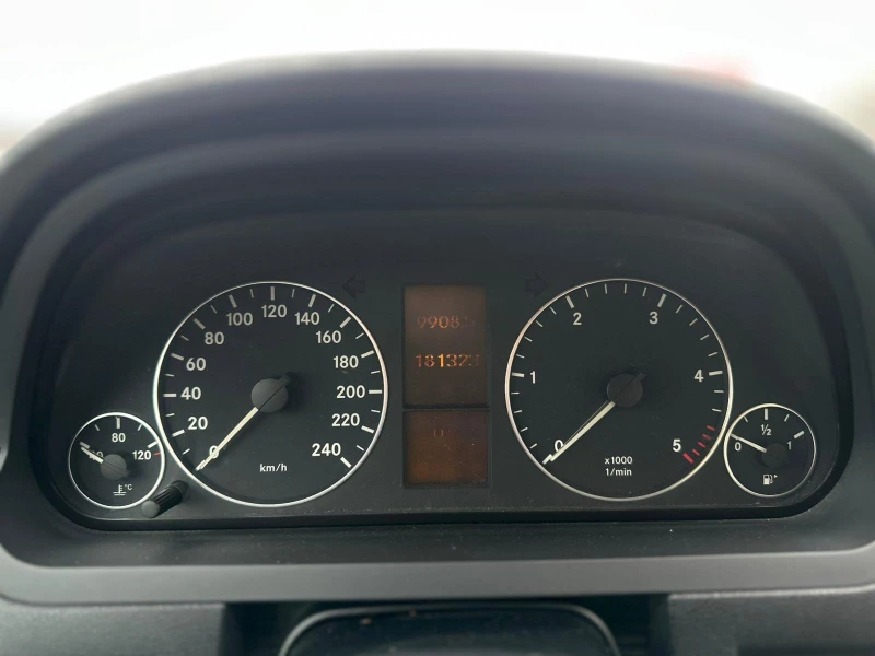 Mercedes-Benz A 180 / 2.0D / 109 HP / ELEGANCE /, снимка 11 - Автомобили и джипове - 52455981