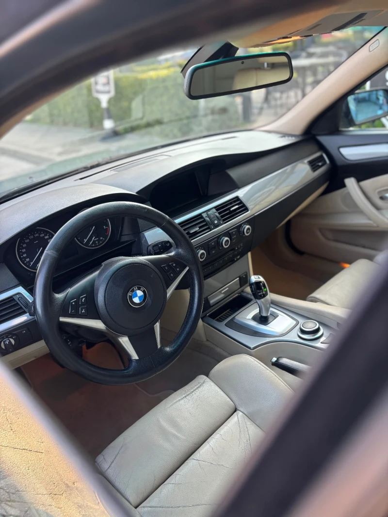 BMW 525 3.0 / LCI / XDRIVE / NAVI / KOJA / MEGA TOP, снимка 9 - Автомобили и джипове - 52795731