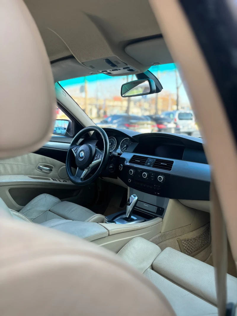 BMW 525 3.0 / LCI / XDRIVE / NAVI / KOJA / MEGA TOP, снимка 7 - Автомобили и джипове - 52795731