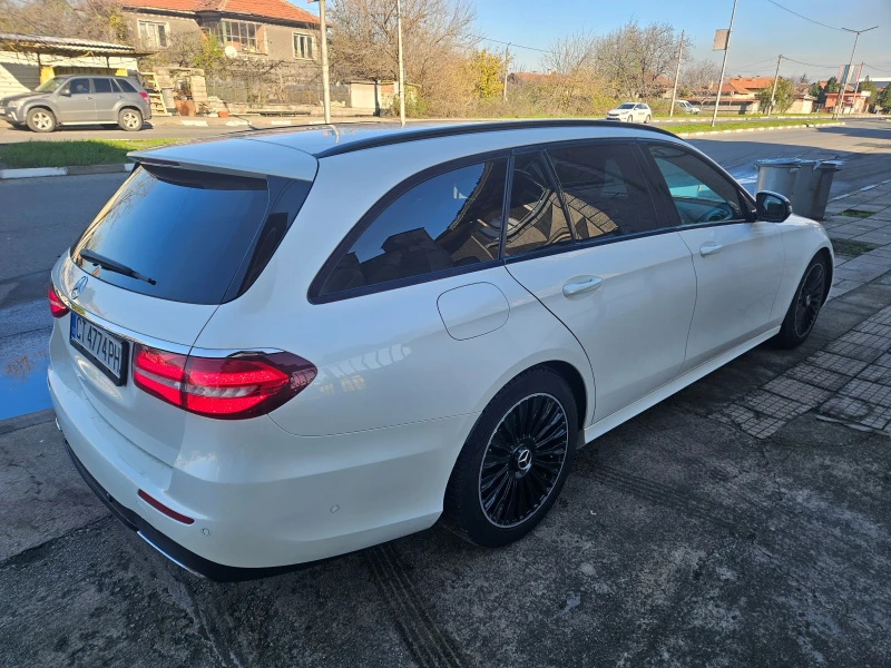 Mercedes-Benz E 220, снимка 3 - Автомобили и джипове - 52895786