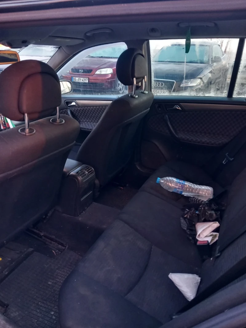 Mercedes-Benz C 270, снимка 5 - Автомобили и джипове - 53341922