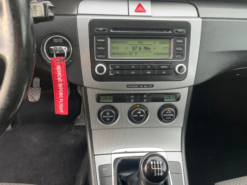 VW Passat 2.0TDI 140ks., снимка 11 - Автомобили и джипове - 53540637