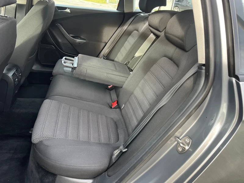 VW Passat 2.0TDI 140ks., снимка 17 - Автомобили и джипове - 53540637