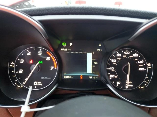 Alfa Romeo Giulia Q4* AWD* KEYLESS* КОЖА, снимка 9 - Автомобили и джипове - 53894379