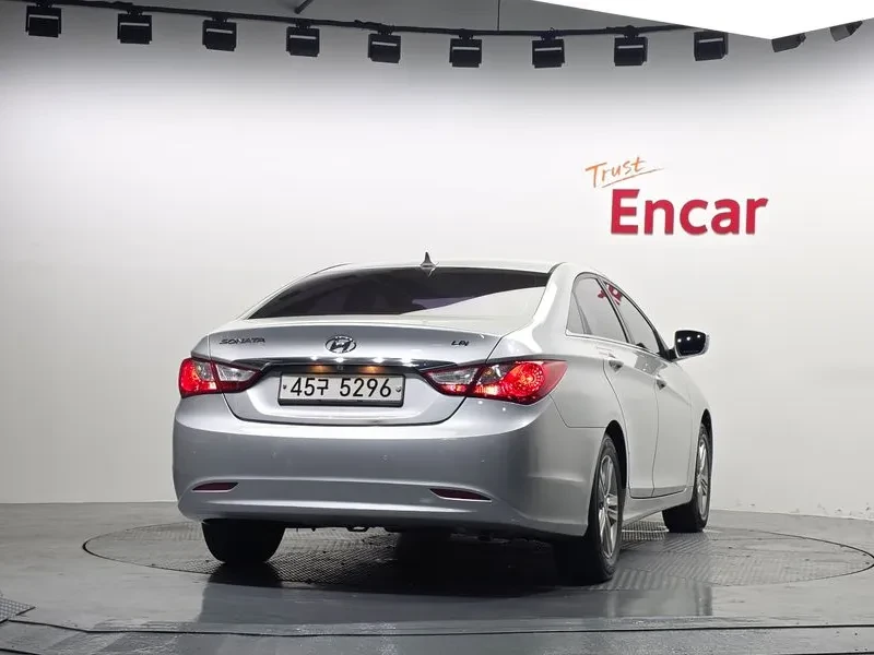 Hyundai Sonata LPG, снимка 4 - Автомобили и джипове - 55717459