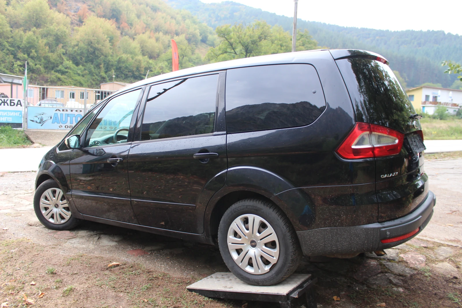 Ford Galaxy 2.0ТДЦИ 7МЕСТЕН - изображение 7