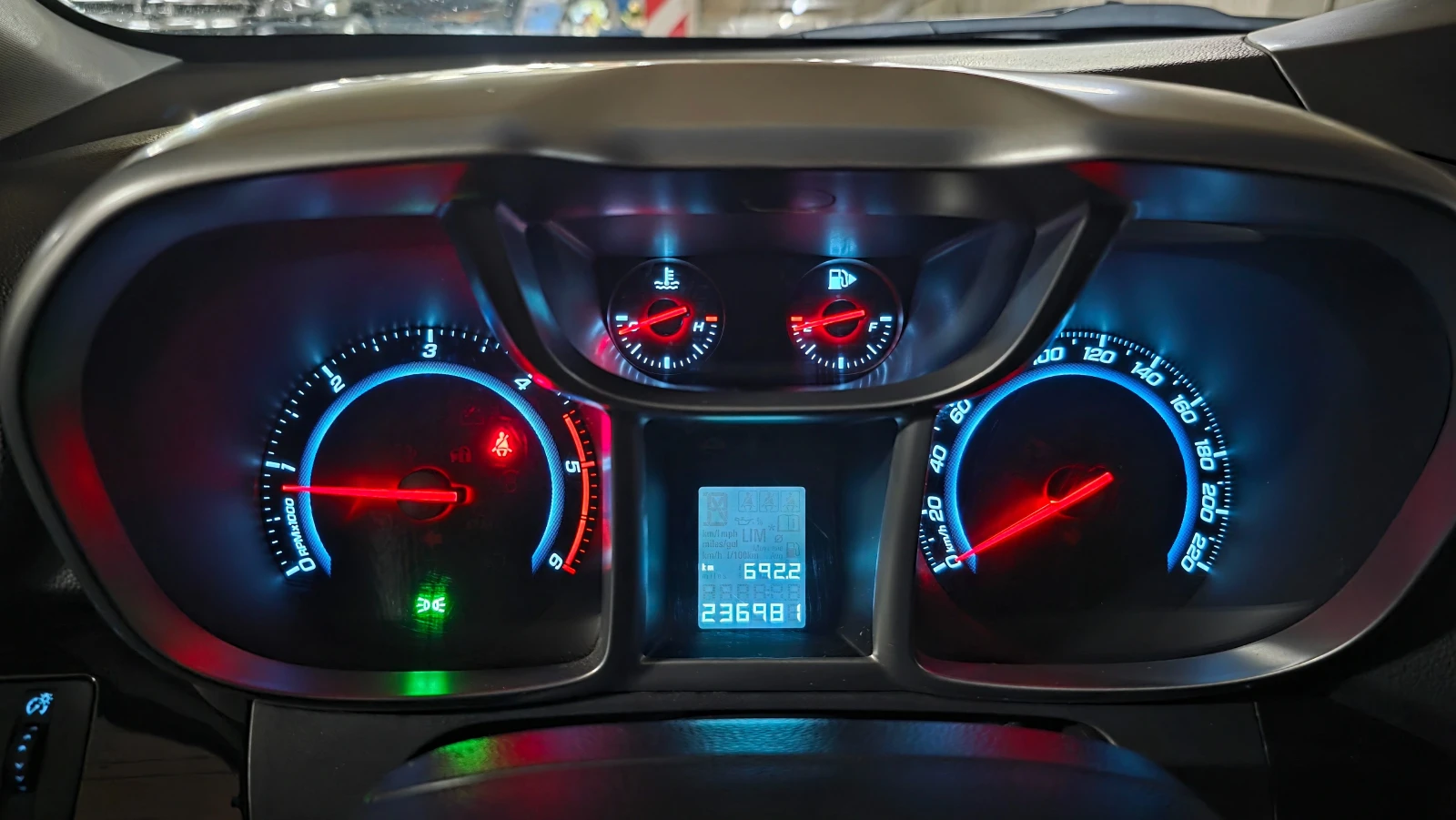 Chevrolet Orlando 2 TDI - изображение 8