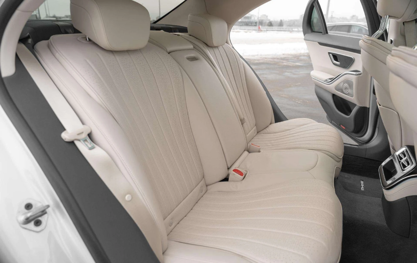 Mercedes-Benz S 580 e 4Matic AMG-Line - изображение 9