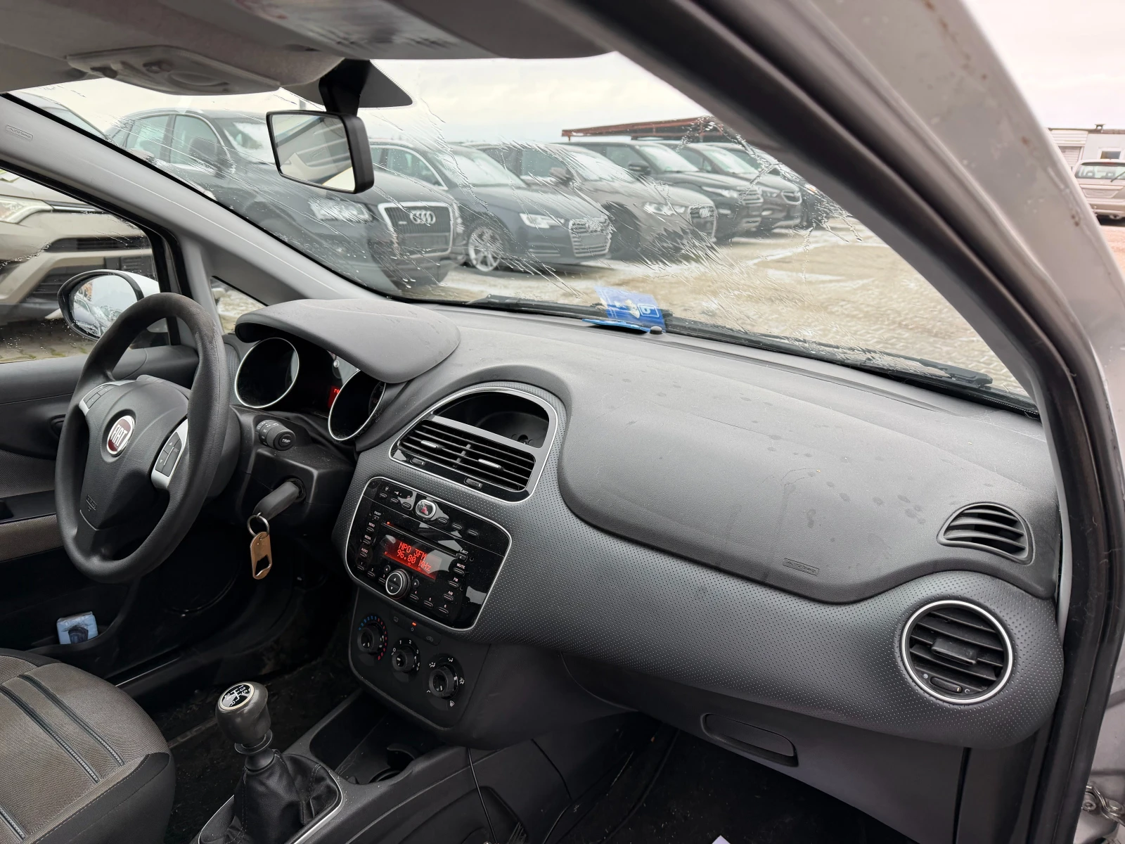 Fiat Punto EVO 1.4 EURO 5 - изображение 10