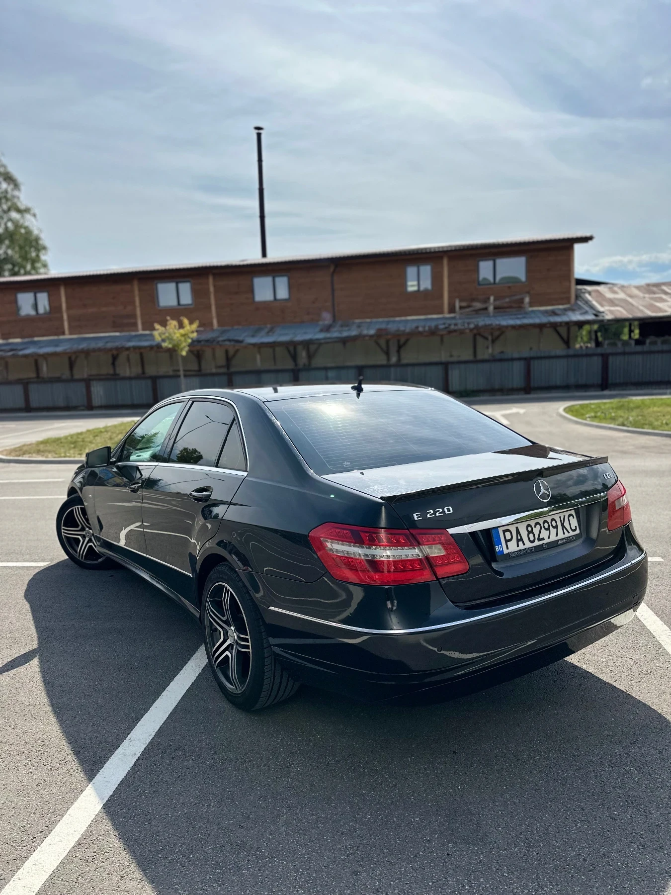 Mercedes-Benz E 220 Cdi - изображение 4
