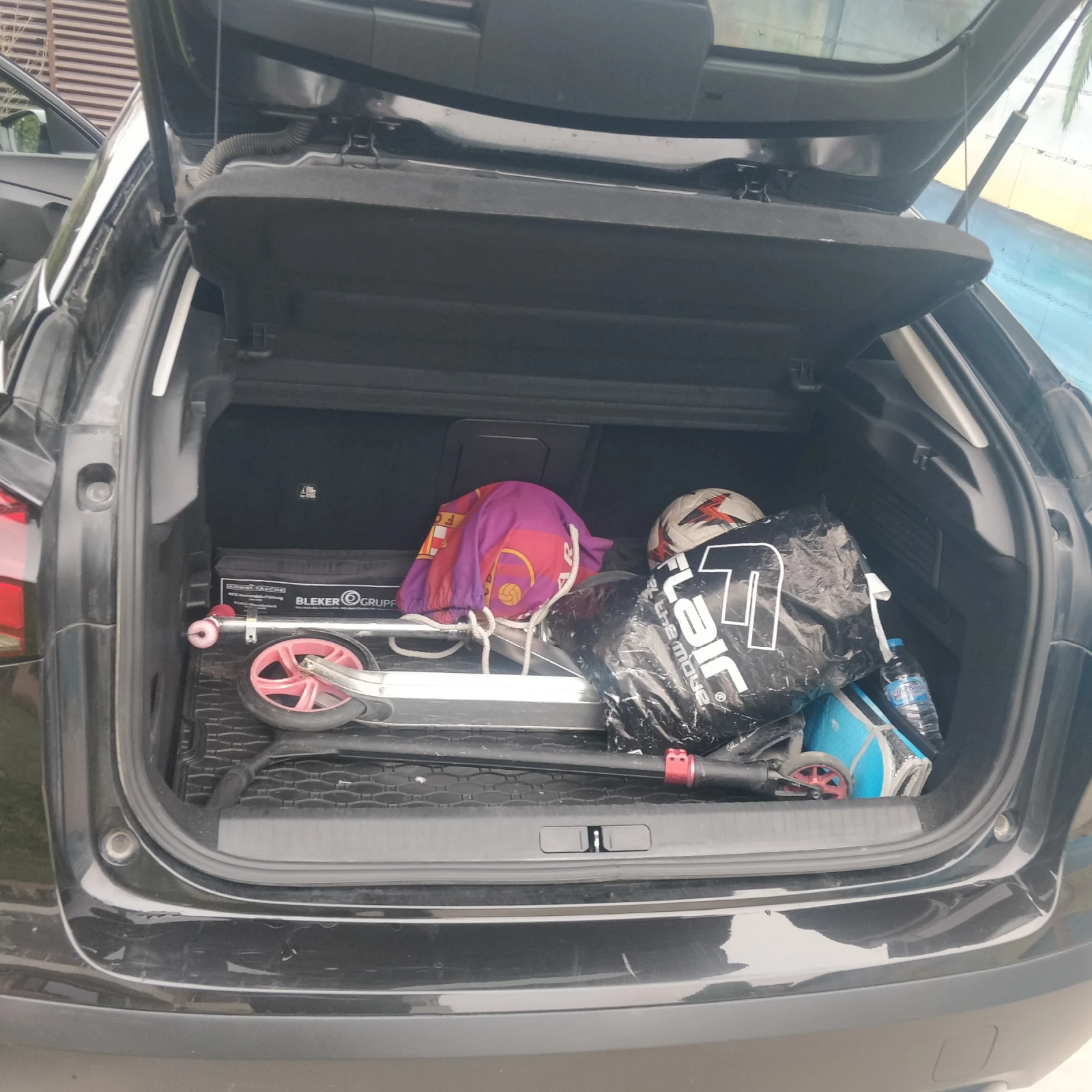 Citroen C4 SHINE/11kW AC Charger/Бързо DC зареждане до 100кВ, снимка 6 - Автомобили и джипове - 53917808