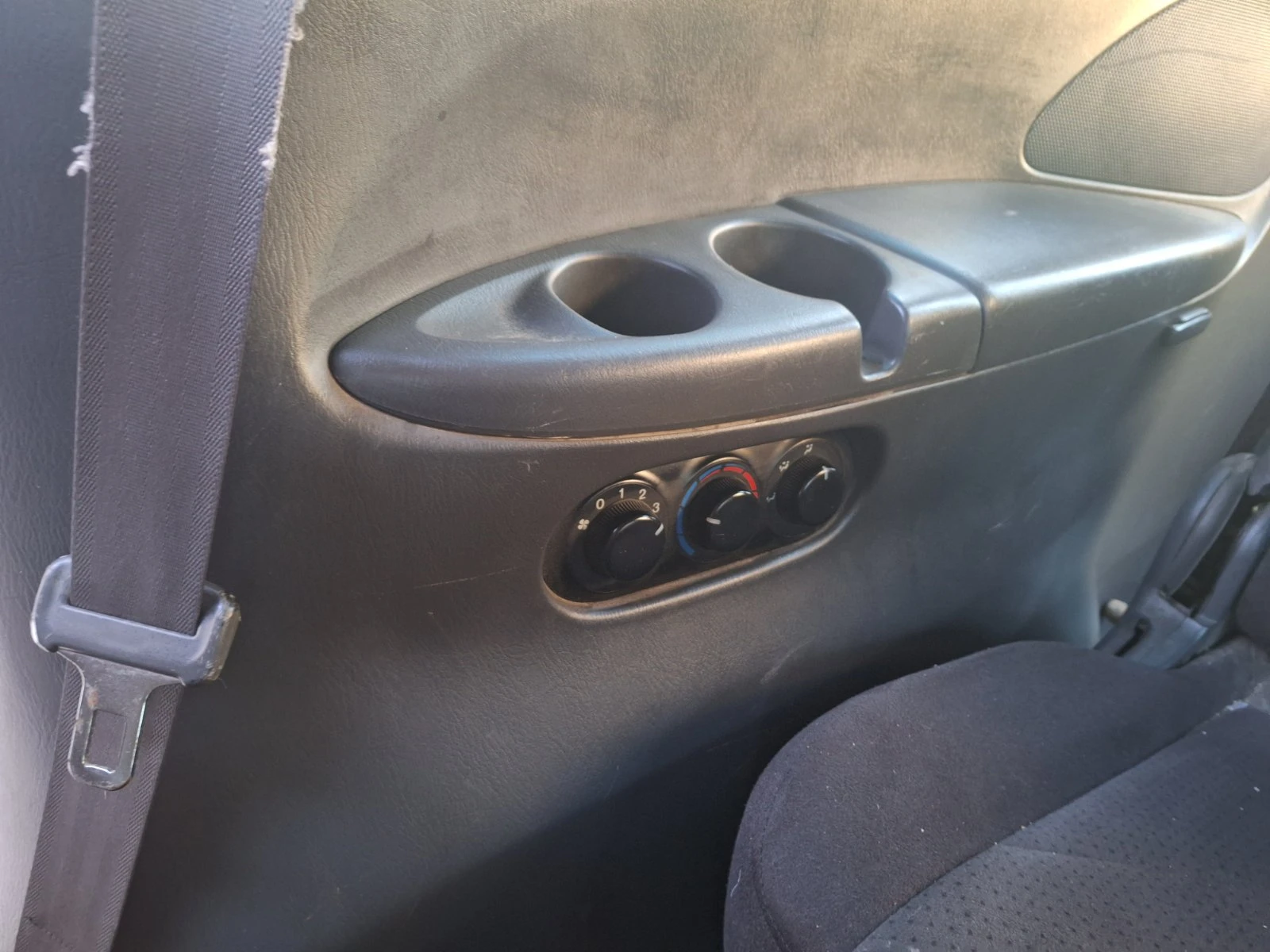 Mazda Mpv, снимка 4 - Автомобили и джипове - 53982060