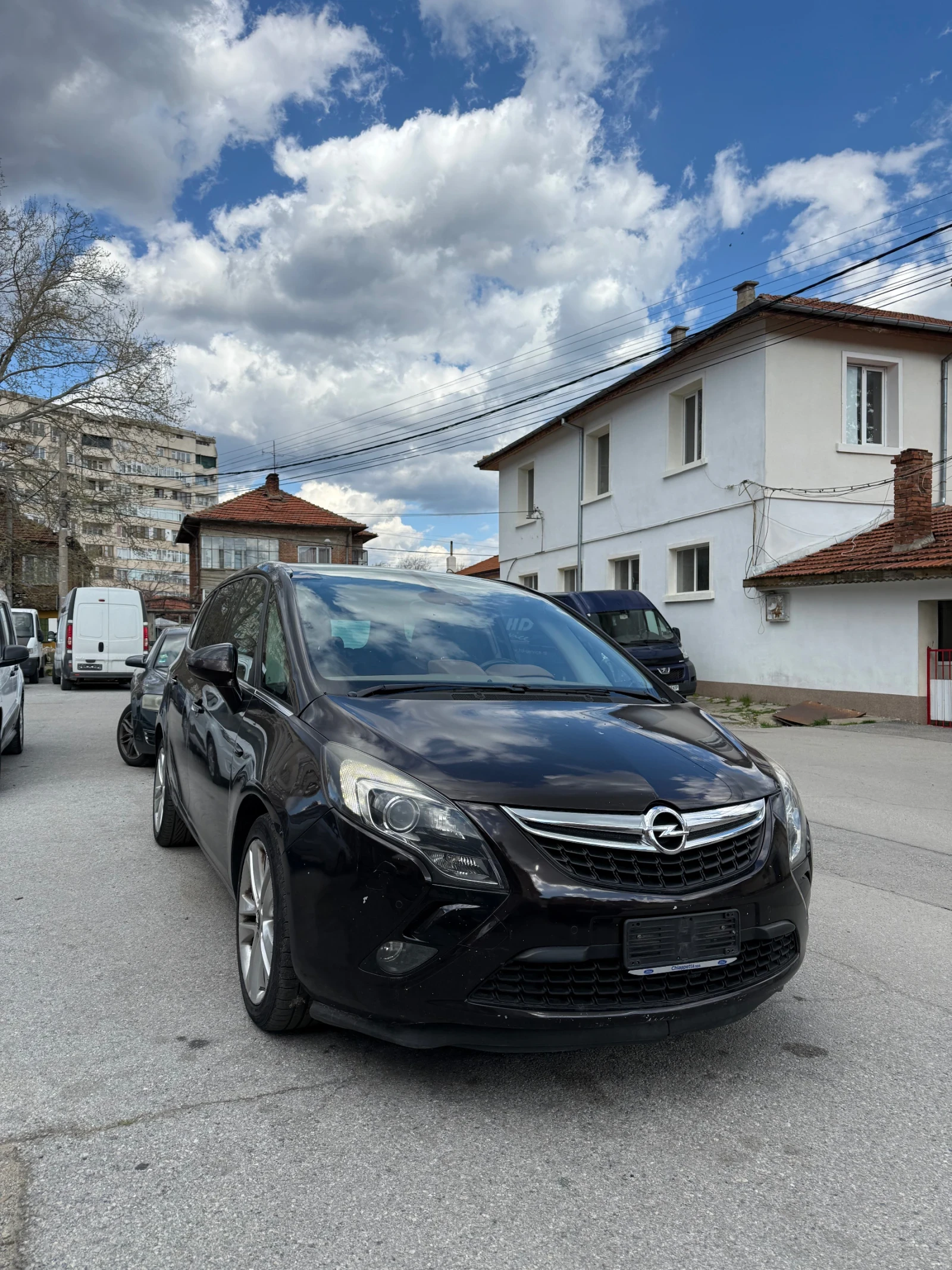 Opel Zafira 2.0/7mesta/Avtomat/Panorama/ Distronic/EXCLUSIVE | Auto.bg — изображение 1