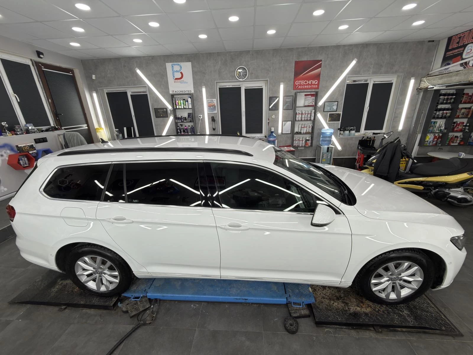 VW Passat B8 Barter, снимка 16 - Автомобили и джипове - 54172935