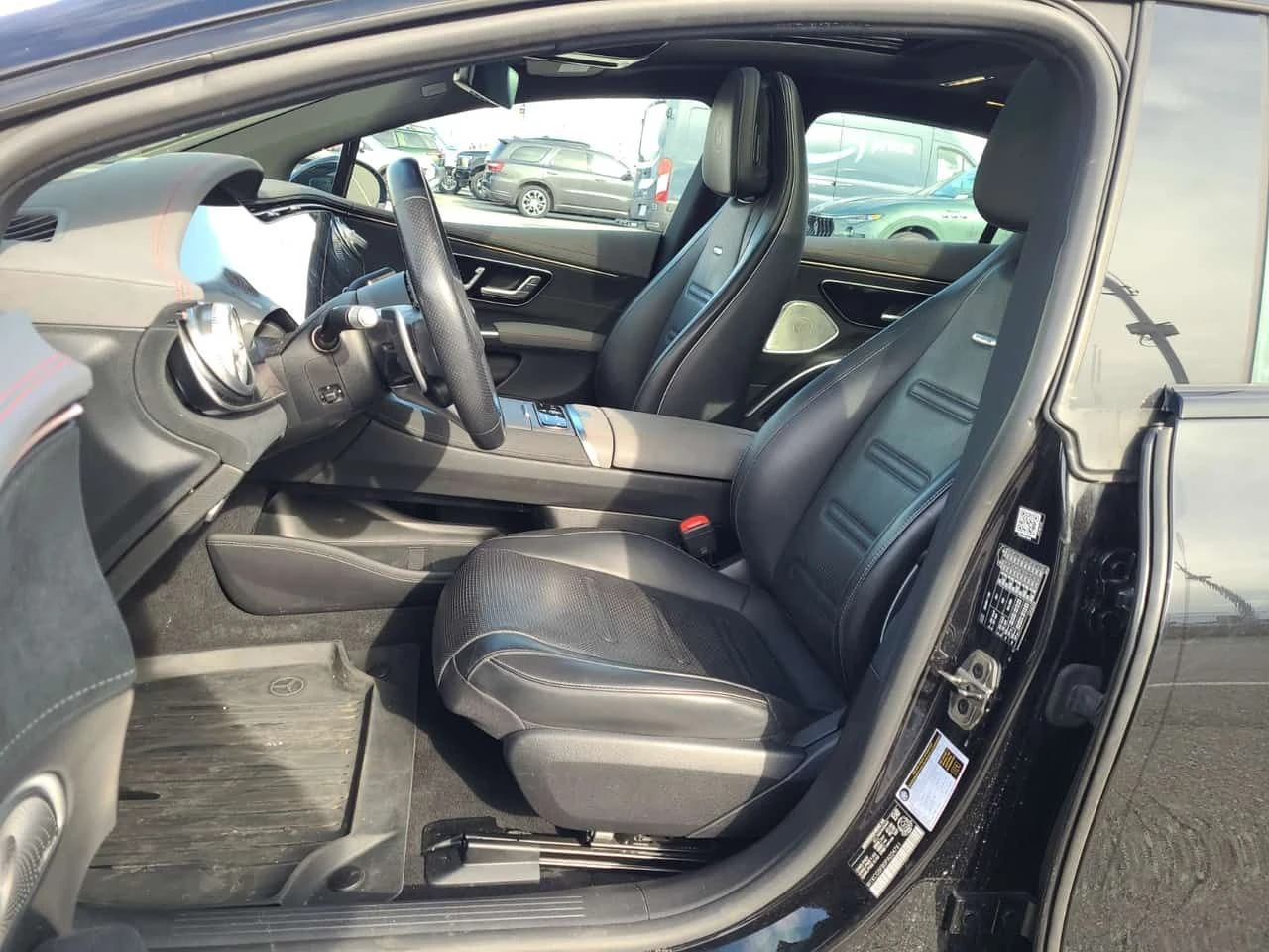 Mercedes-Benz EQS AMG| HEAD-UP с AR| BURMESTER| PANO| 2 КЛЮЧА| , снимка 8 - Автомобили и джипове - 54227535