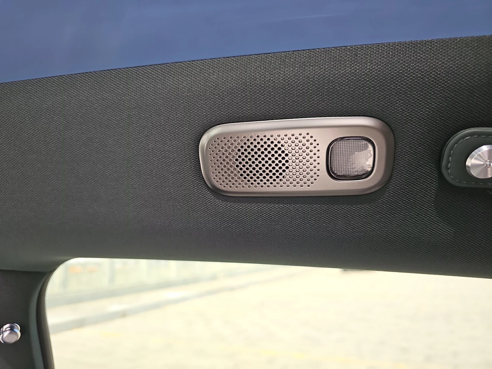 Xiaomi YU7 RWD 96.3kWh, снимка 15 - Автомобили и джипове - 54243502